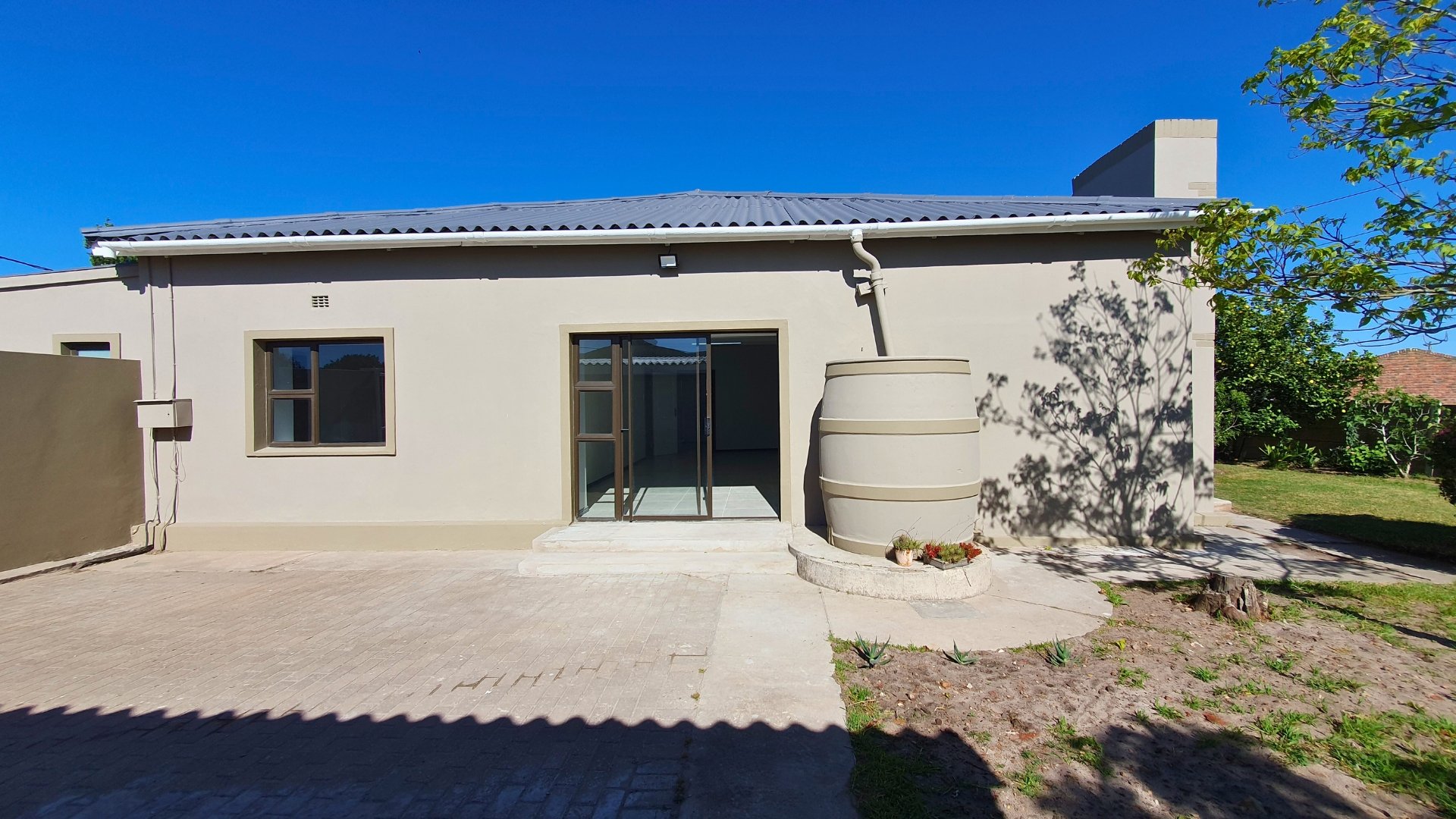 3 Bedroom Property for Sale in Albertinia Western Cape